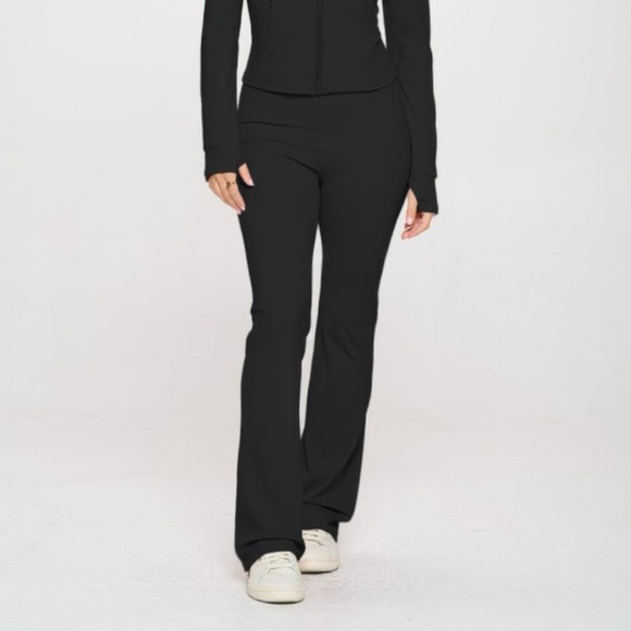 Premium Yoga Jacket W/jumpsuit Set - Picture 2 of 4